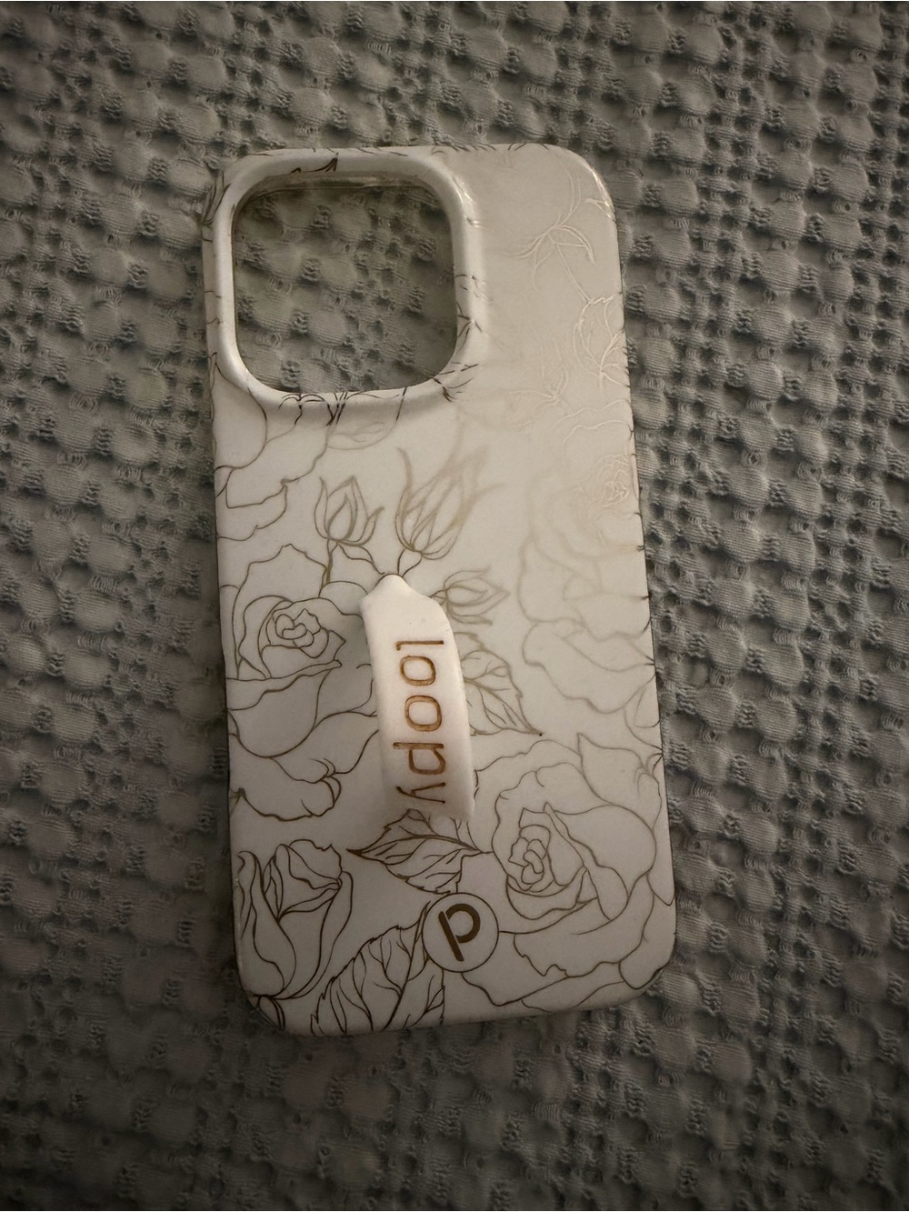 Loopy Floral White Phone Case with Gold Accent